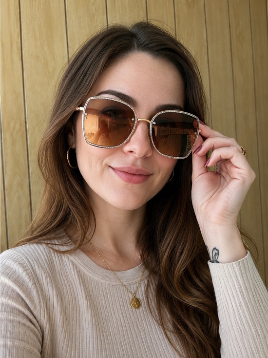 Steve Madden Accessories - Steve Madden Gold Frame Brown Gradient Lens Oversized Sunglasses (NWOT)